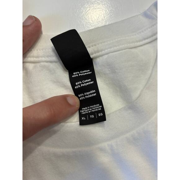 Mommy Needs a Gummy T-shirt Funny Relatable Mom Tee - Picture 4 of 4